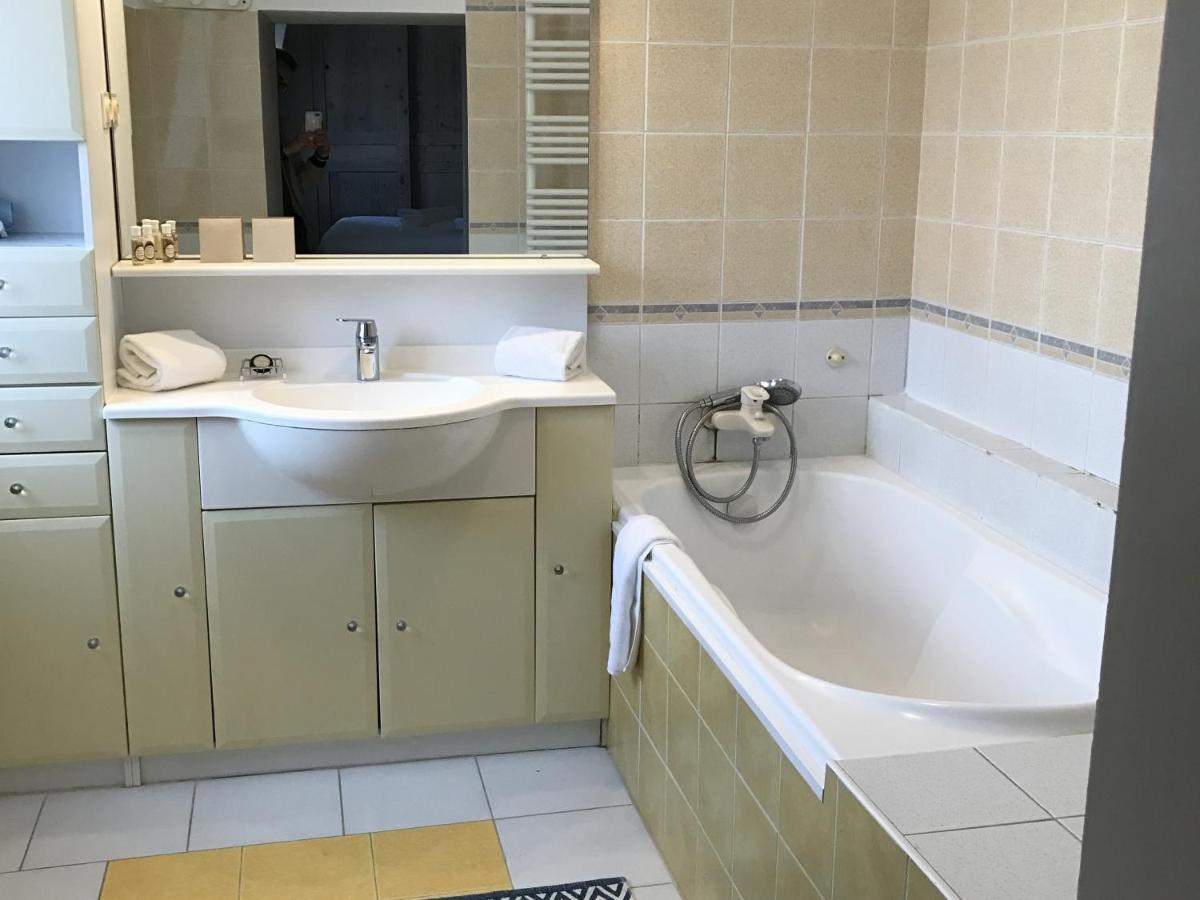 La Poterne Villa โบน ภายนอก รูปภาพ